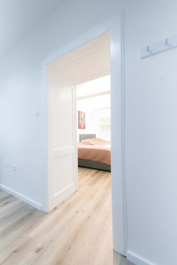 Apartma & Free Parking *